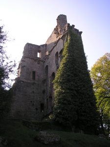 Donjon du Château de Tracy à Vire